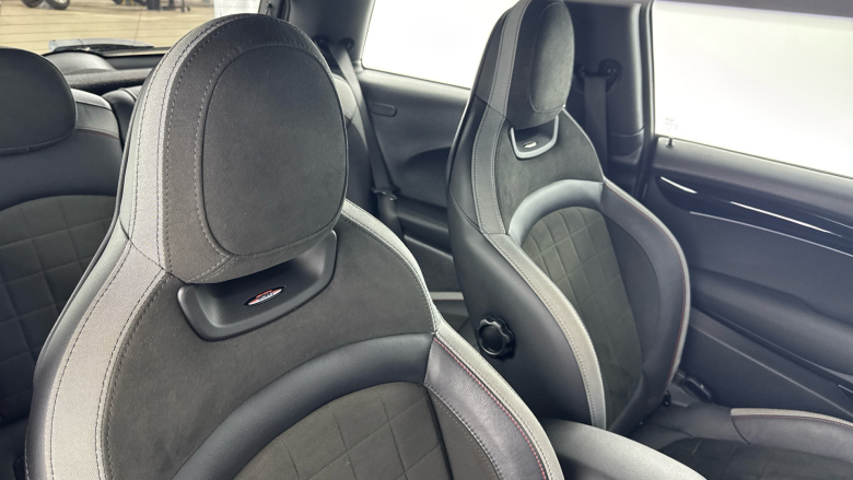 MINI Hatchback 1.5 Cooper Sport 3dr Auto Petrol Hatchback